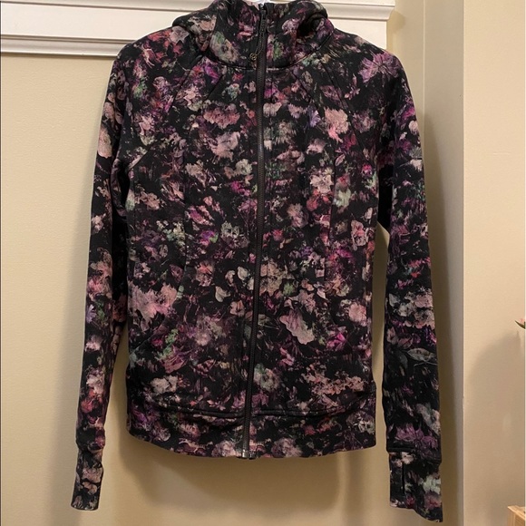 lululemon athletica Tops - Lululemon scuba hoodie